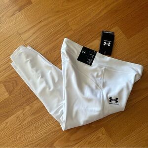Women’s Medium Under Armour Leggings